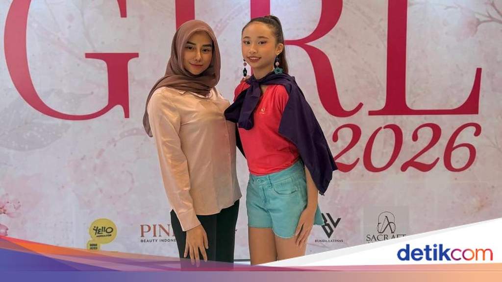 Bella Luna memberikan dukungan penuh untuk putrinya yang terjun ke dunia modeling.
