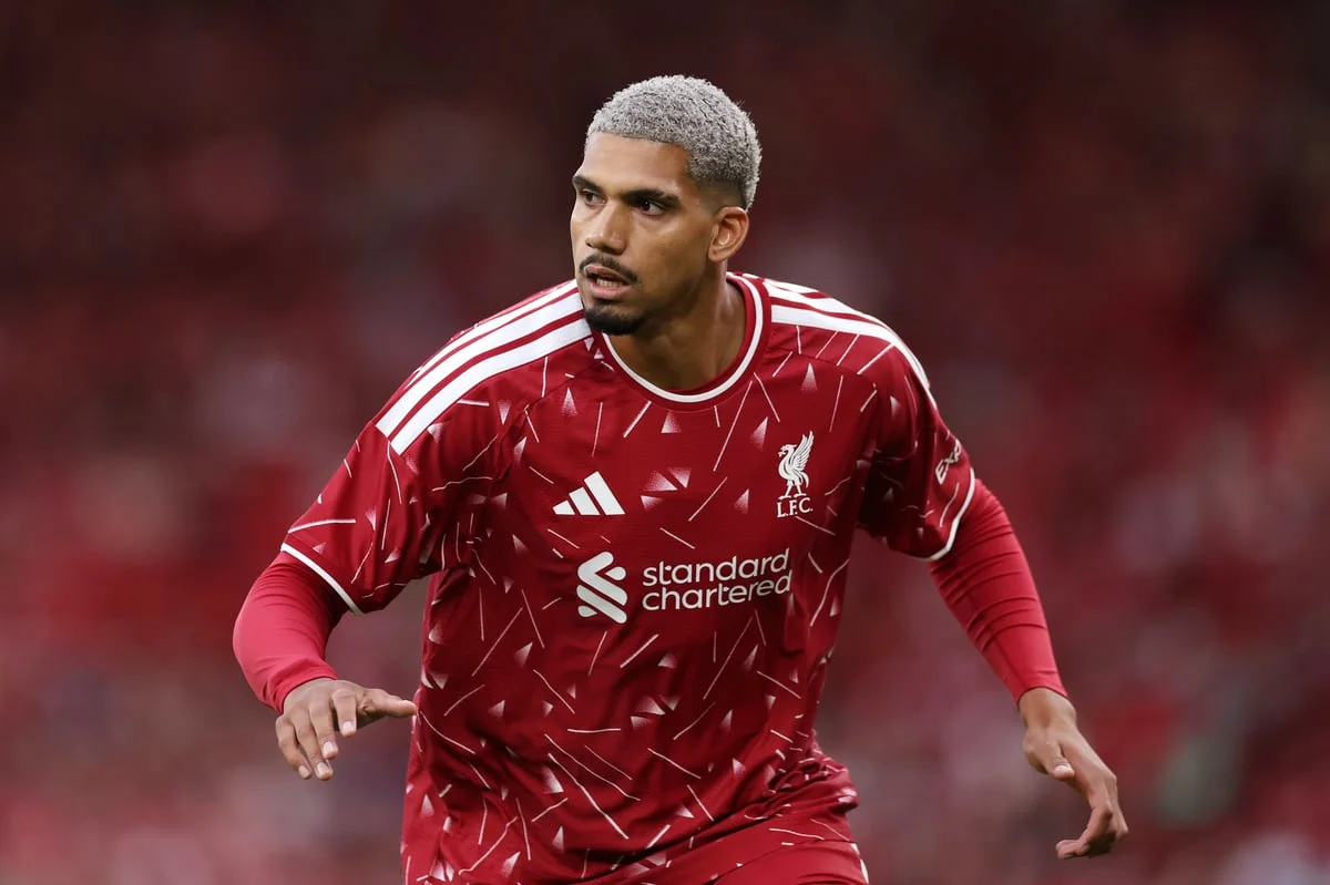 Ronald Araujo siap jalani debut bersama Liverpool melawan Newcastle United di Premier League